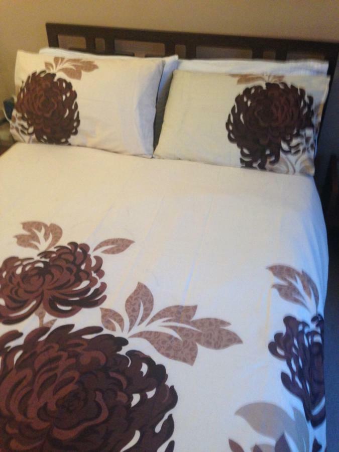 Comfy Room Well Located Londra Dış mekan fotoğraf
